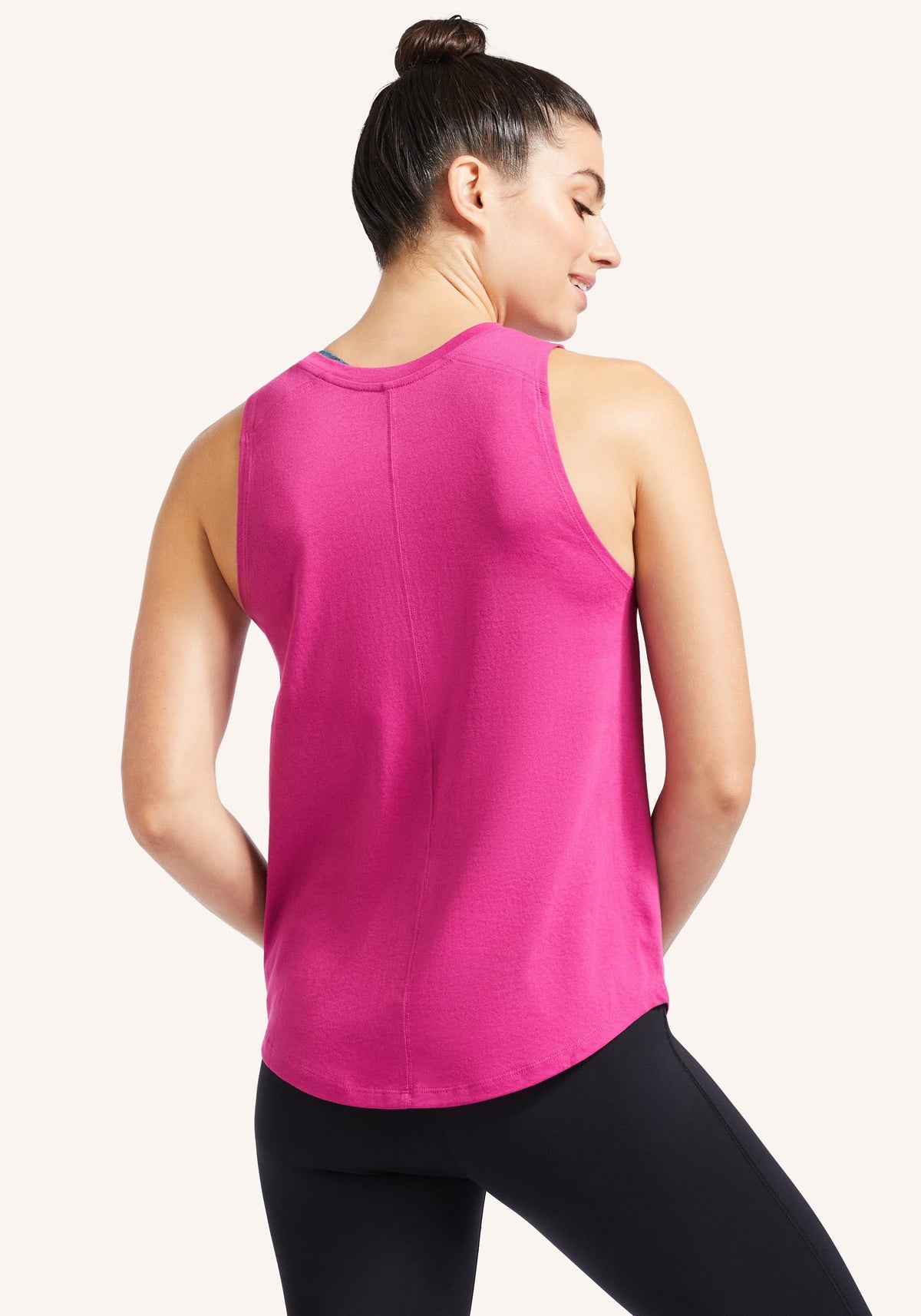 Studio Scoop Tank