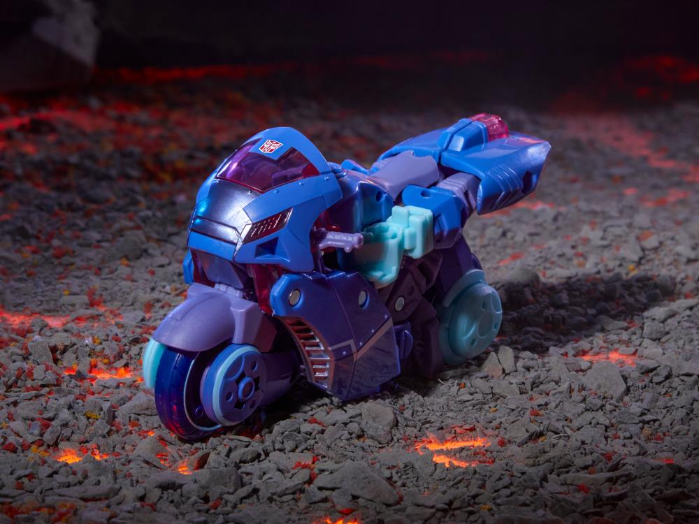 Transformers Generations Legacy United Deluxe Class Cyberverse Universe Chromia Action Figure