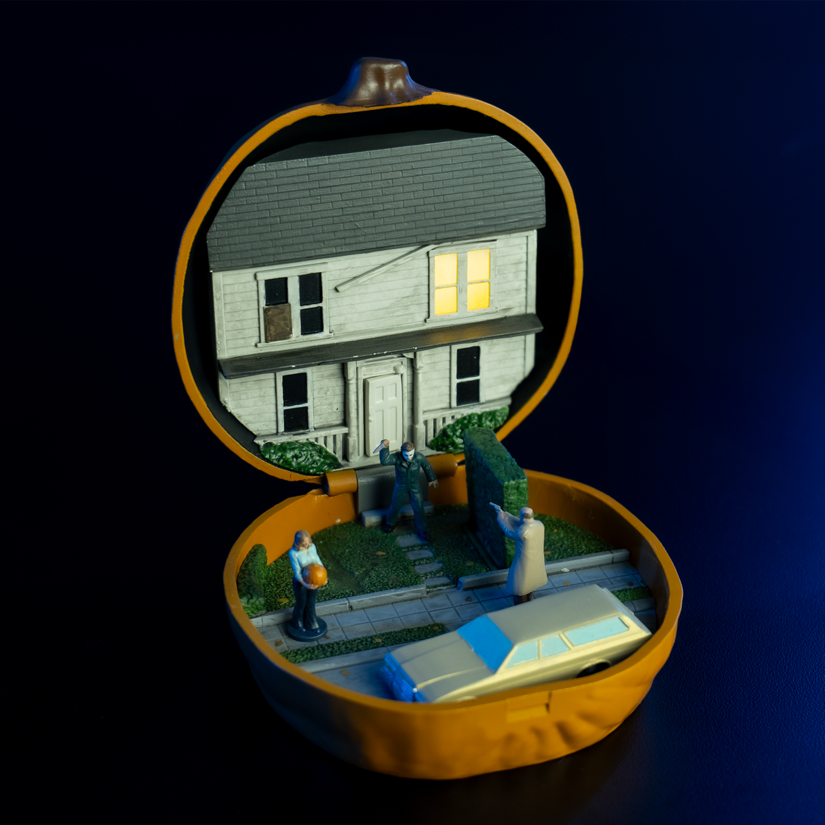 *PRE-ORDER* Halloween (1978) - Myers House Pumpkin Micro Maniacs Playset